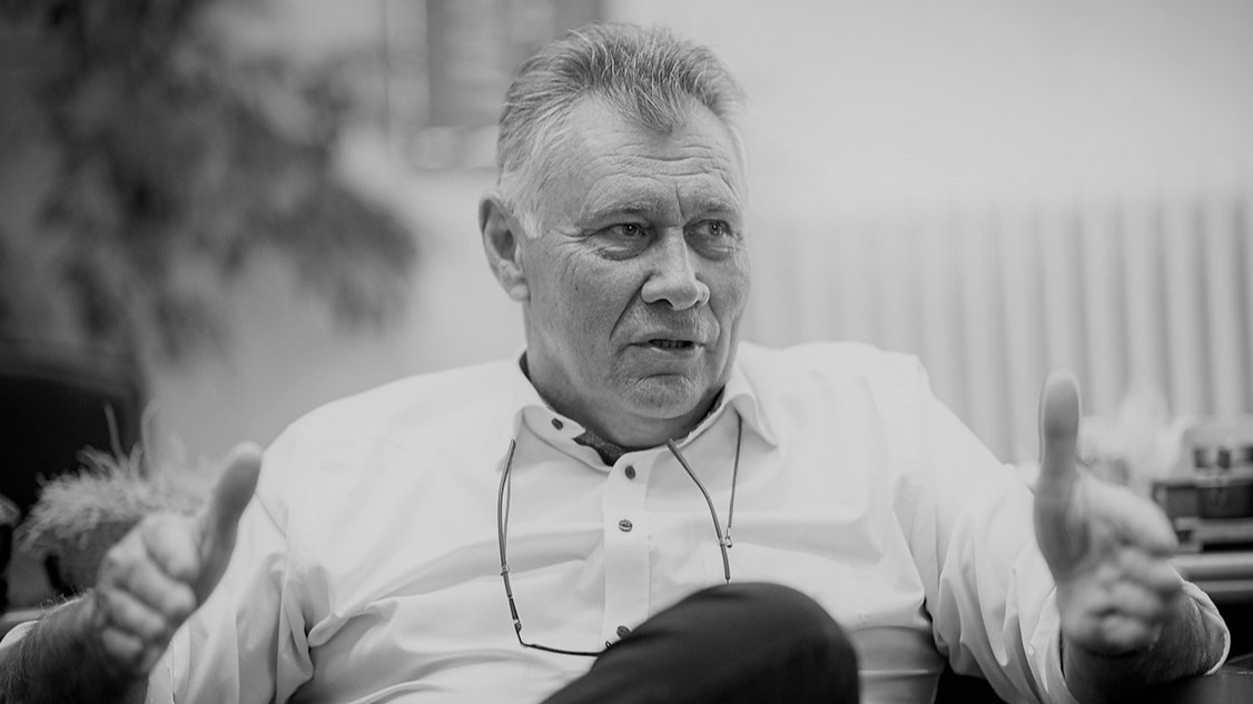 Adorján Gusztáv síremlékének avatása