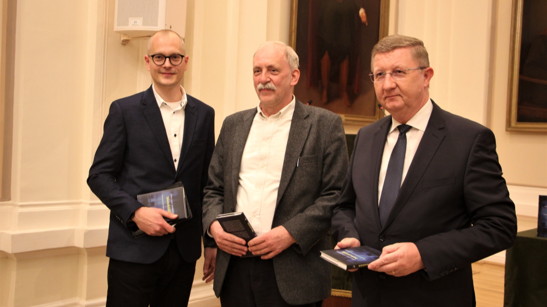 Bemutatták a Menekülők című könyvet