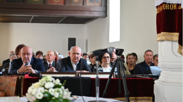 A nyugalom szigete - Lelkészbeiktatás Zsurkon