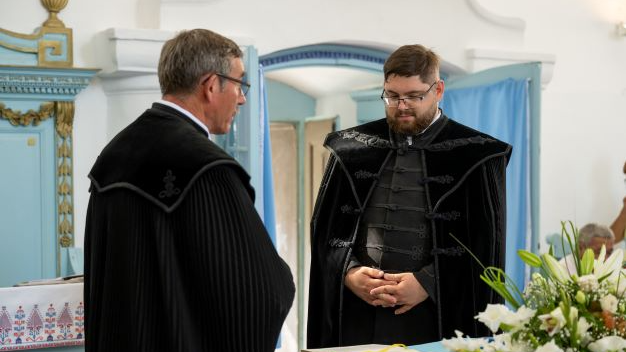 Túlcsorduló hála Ártándon