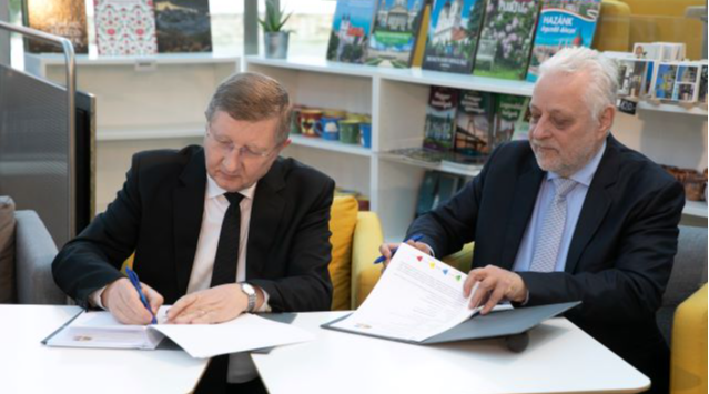 A Tiszántúli Református Egyházkerület keretszerződést kötött a Médiacentrum Debrecennel