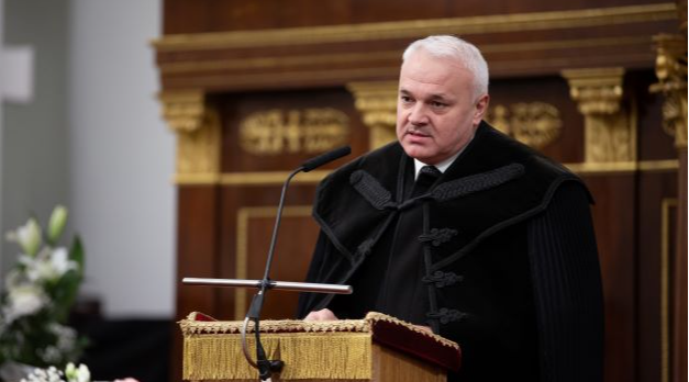 A békéért imádkoztak, a háború áldozataira emlékeztek  a Debreceni Református Nagytemplomban