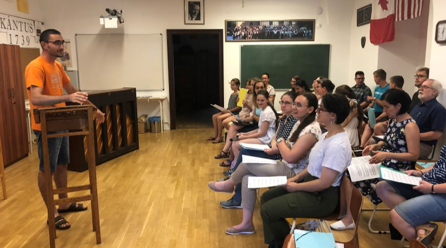 Napokon belül elkezdődik a jelentkezés az idei debreceni Kántorképzőre!