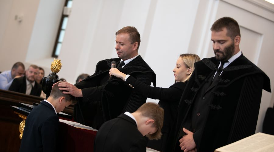 A megerősítés napja – konfirmáció vasárnapja a Nagytemplomban