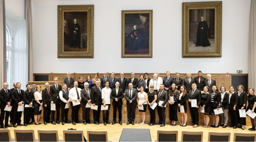 Mind a 19 tiszántúli lelkészjelölt teljesítette az Egységes Lelkészképesítő Vizsgát