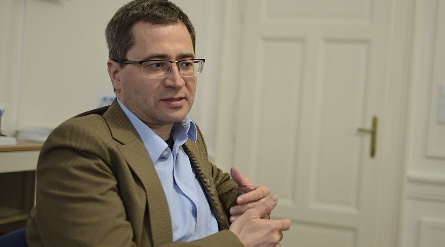 Lelkészek és presbiterek egymást kiegészítő szolgálata
