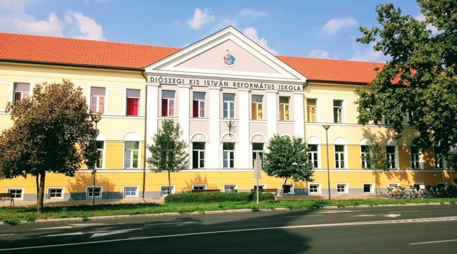 Nyitott főigazgatói pozíció Berettyóújfalu református iskolájában