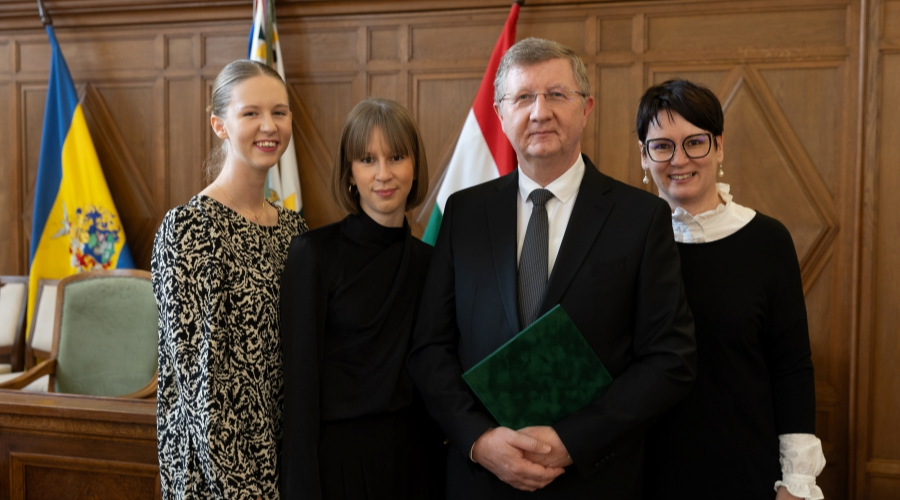 Rangos kitüntetést kapott az egyházkerület püspöke