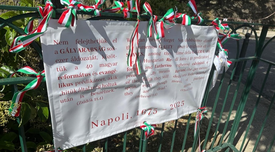 Református-evangélikus küldöttség emlékezett meg Nápolyban a gályarabokról