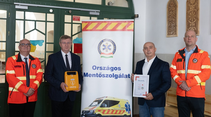 „Élet Mentő Pont” lett a Debreceni Református Kollégium Péterfia utcai épülete