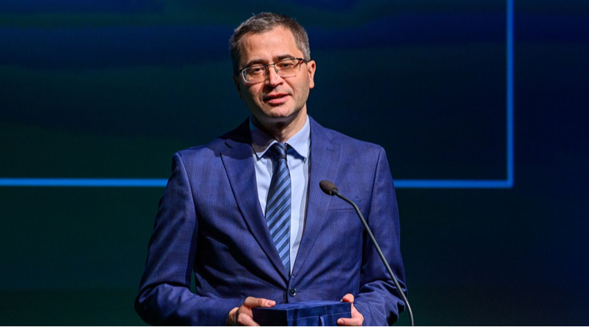 Elismerést vehetett át egyházkerületünk presbiteri főjegyzője