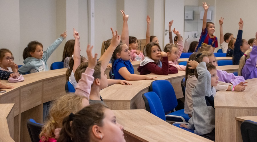 Szaktanári állás a Kölcsey Ferenc Református Gyakorló Általános Iskolában