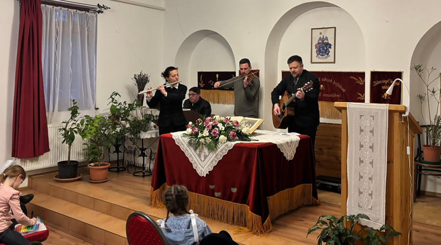 Egyházmegyei evangelizációs esteket rendeztek Csongrádban