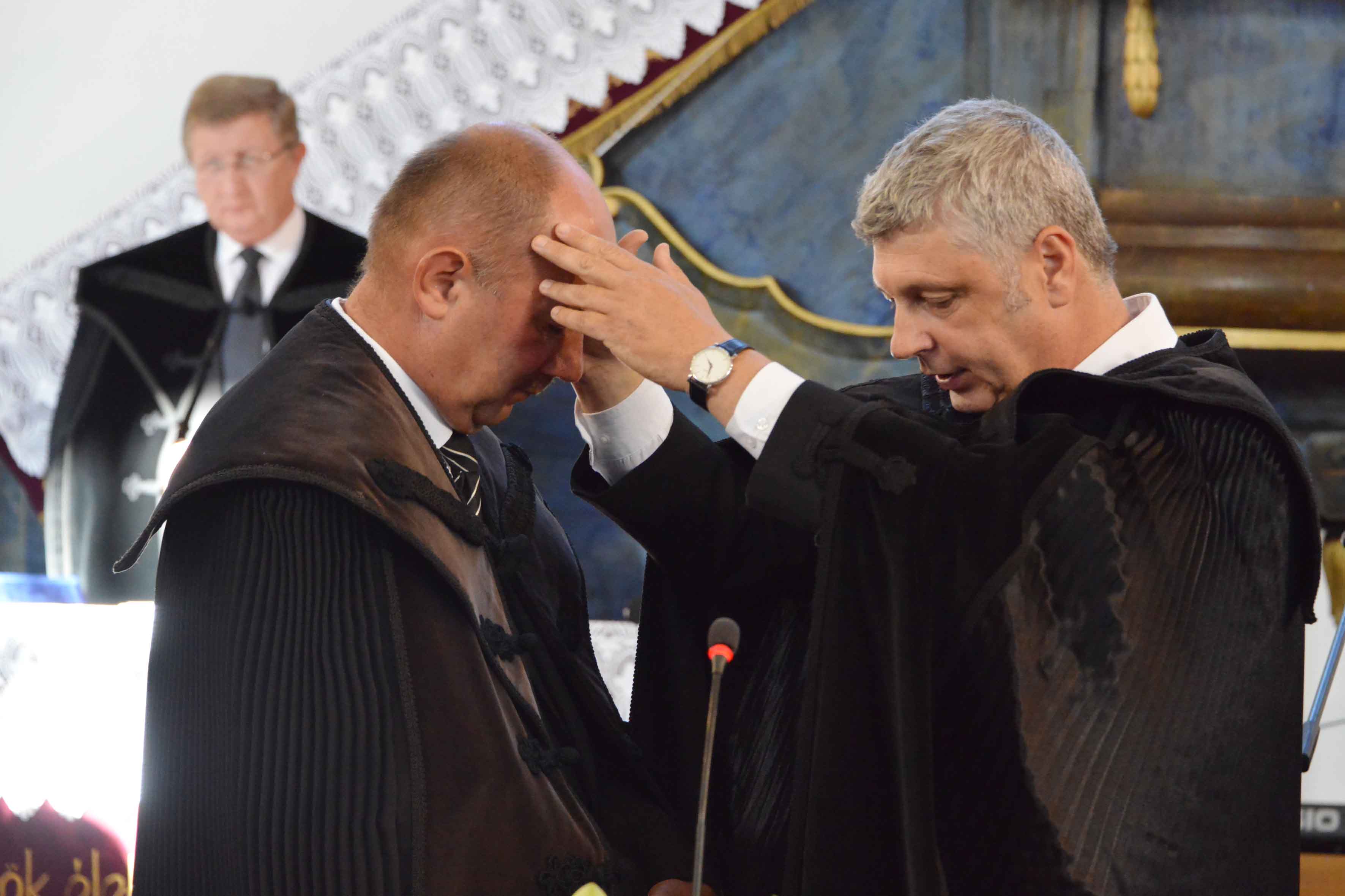 Tisza Tibor beiktatása a szamosszegi református templomban