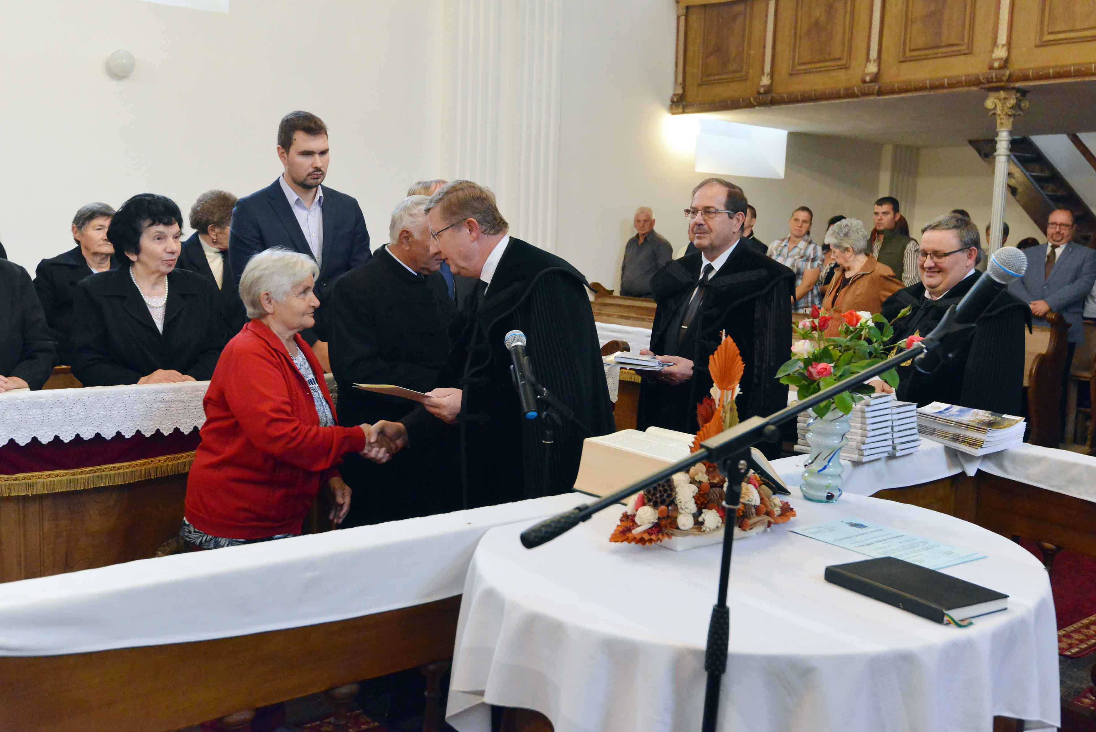 Hálaadó istentisztelet a mezőgyáni református templomban