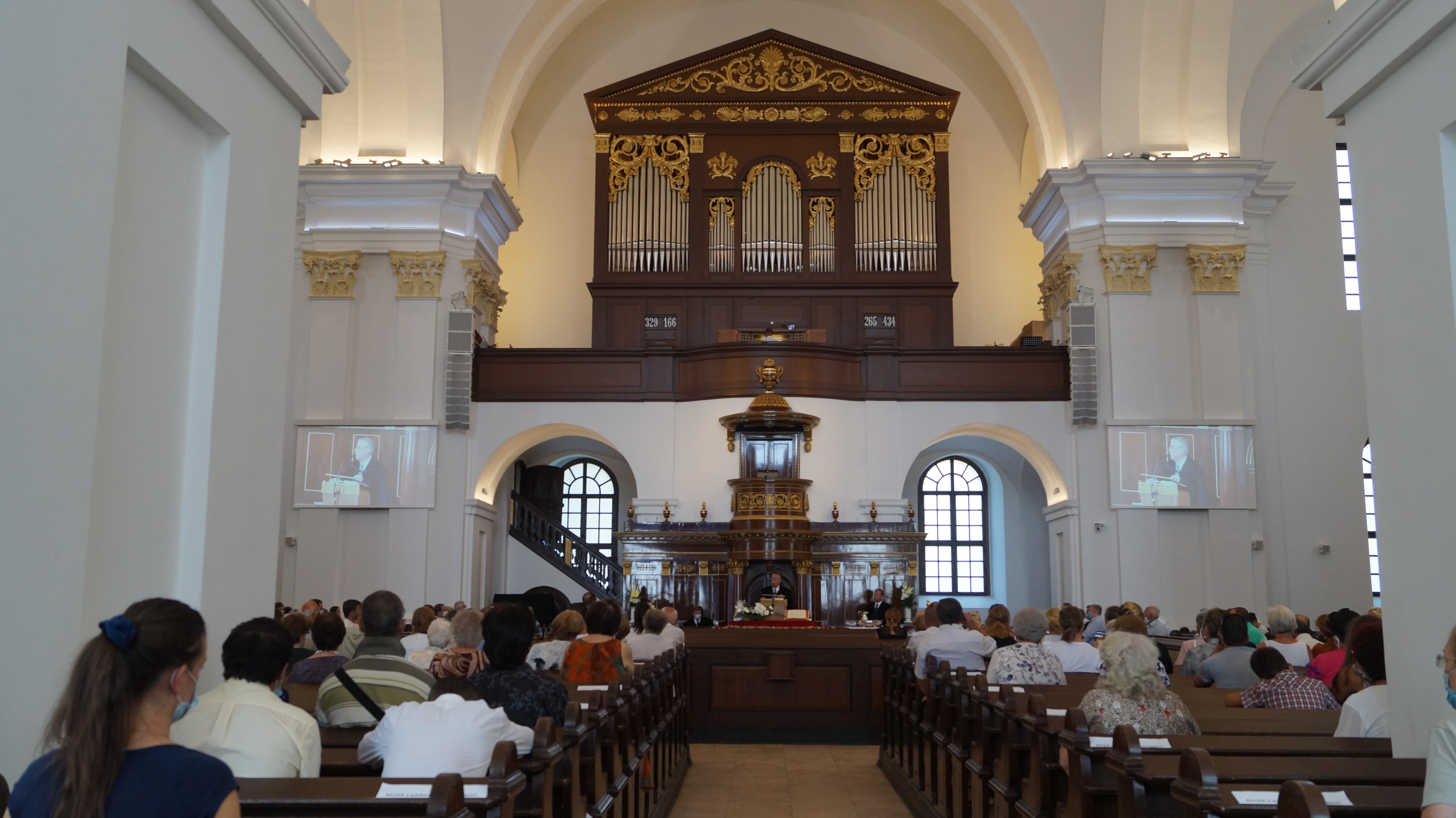 Jubileumi köszöntések a Nagytemplomban