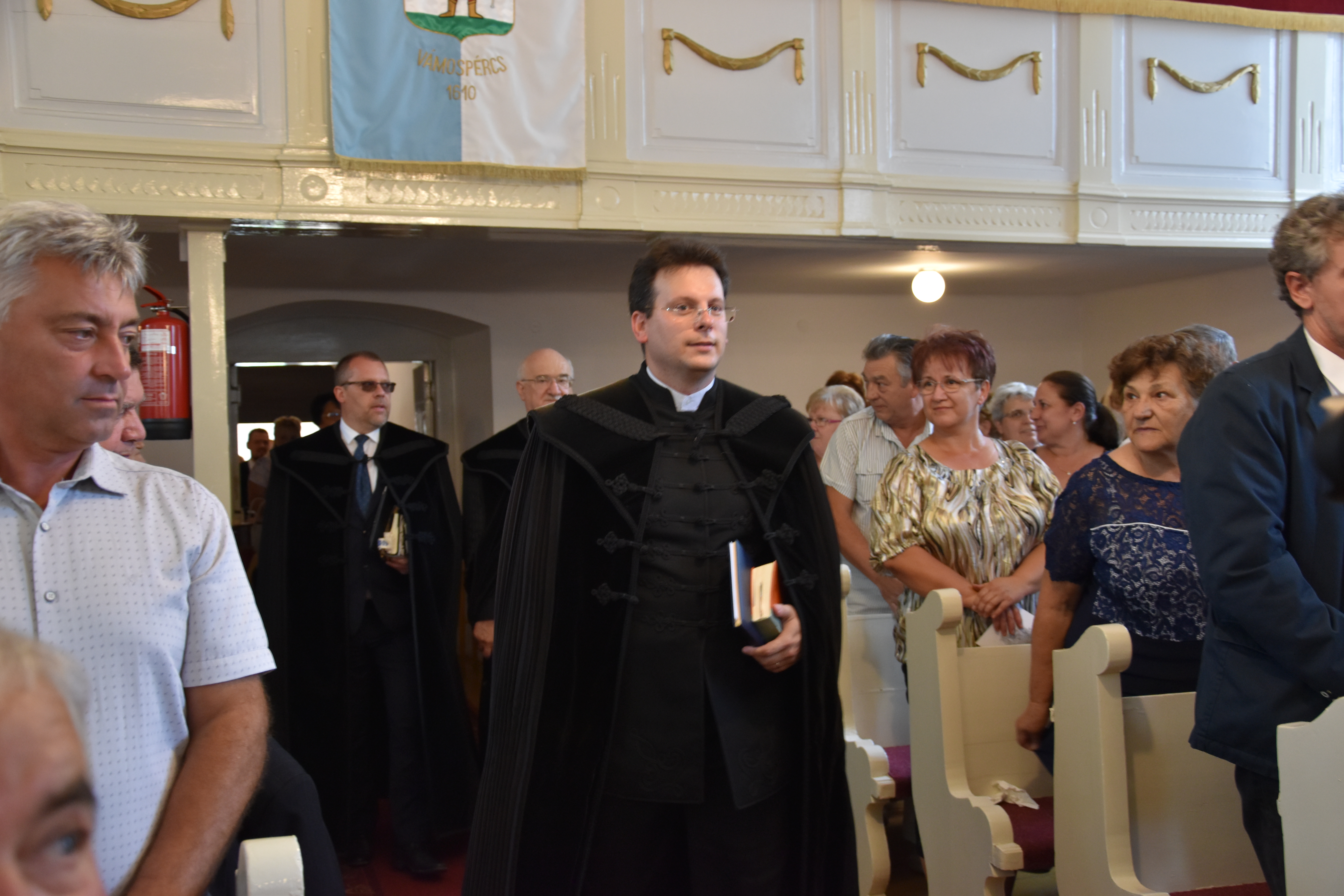 Beiktatták Komor Csaba vámospércsi lelkipásztort