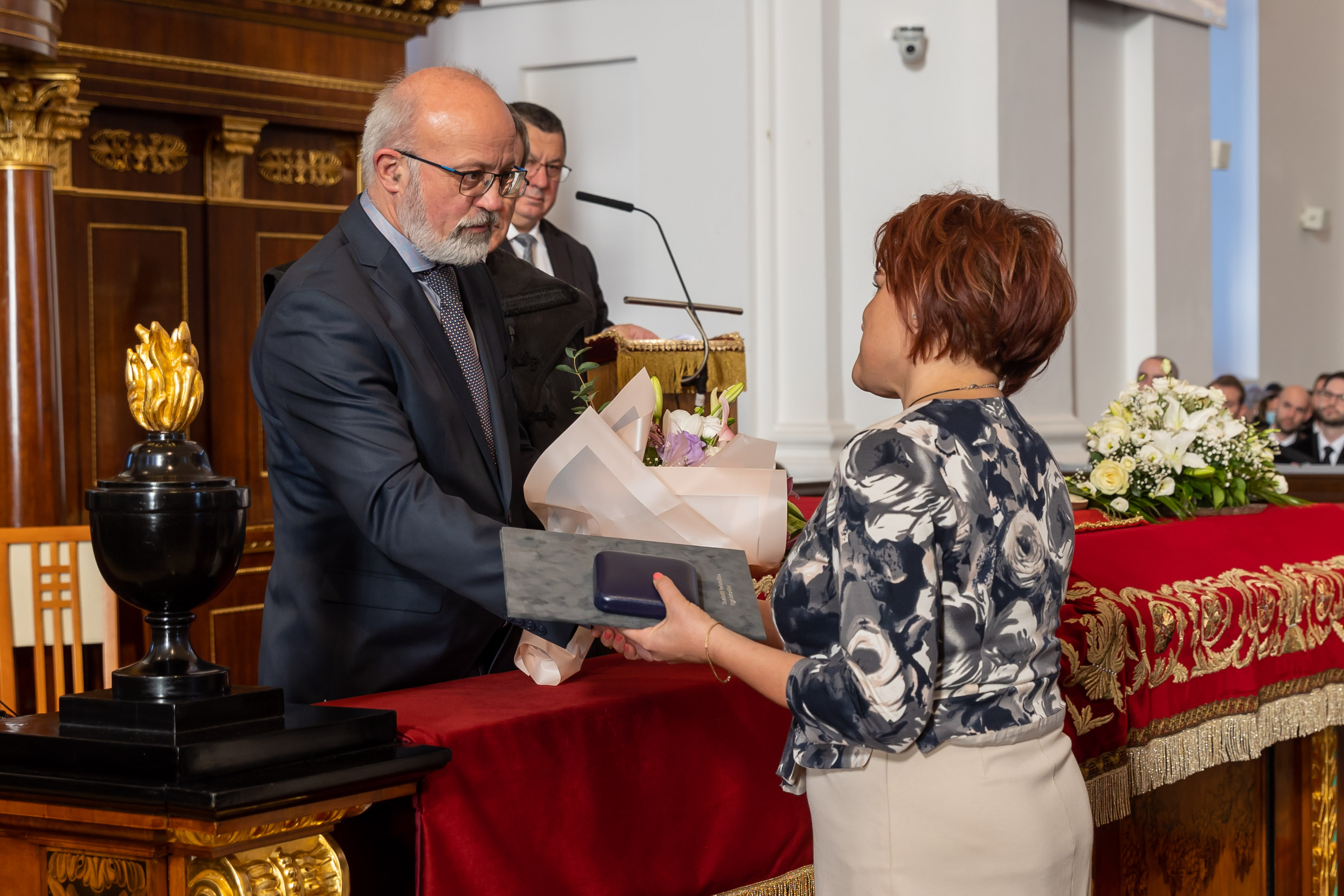 Egyházkerületi köznevelési elismerések átadása az Egyházkerületi Közgyűlésen
