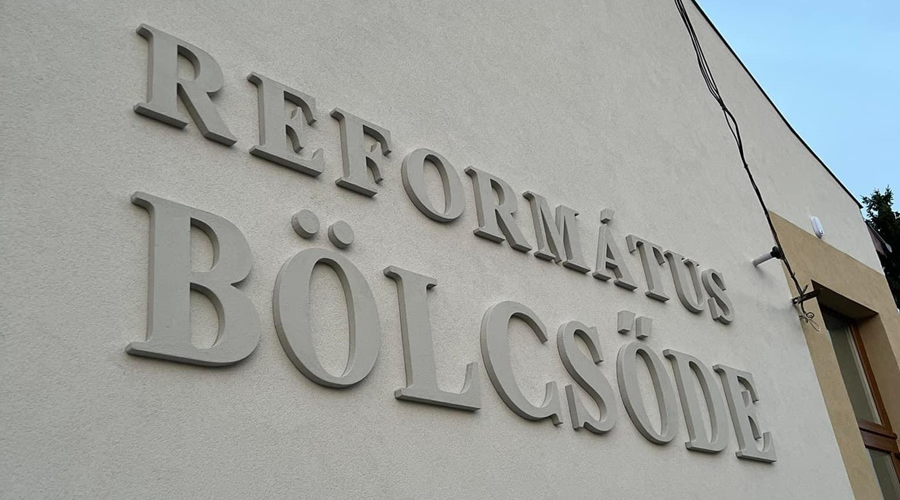 Átadták a Nagykállói Református Bölcsődét