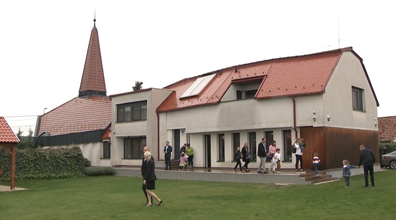 Hálaadó Istentisztelettel ünnepelték a Pósa utcai templom 40 éves fennállását - Európa Rádió