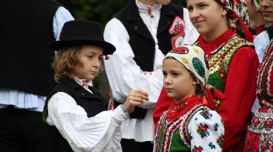 Van itt hely nálam, állj a kősziklára!