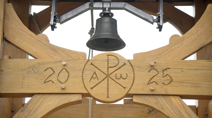 Tornyospálcán megszólalt a Lélekharang - fotók