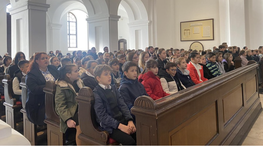 Ismét Debrecenben mérték össze tudásukat a református iskolák kiemelkedő tehetségei